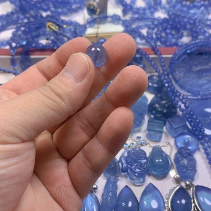 海蓝宝石颈饰未镶嵌夏***歌