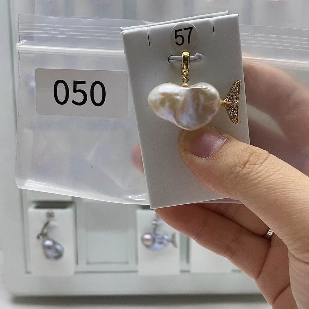 淡水珍珠颈饰合金