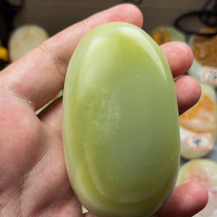 石材古青石原石手把件