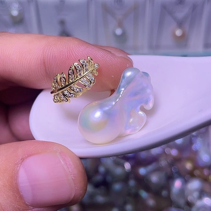 淡水珍珠合金颈饰70