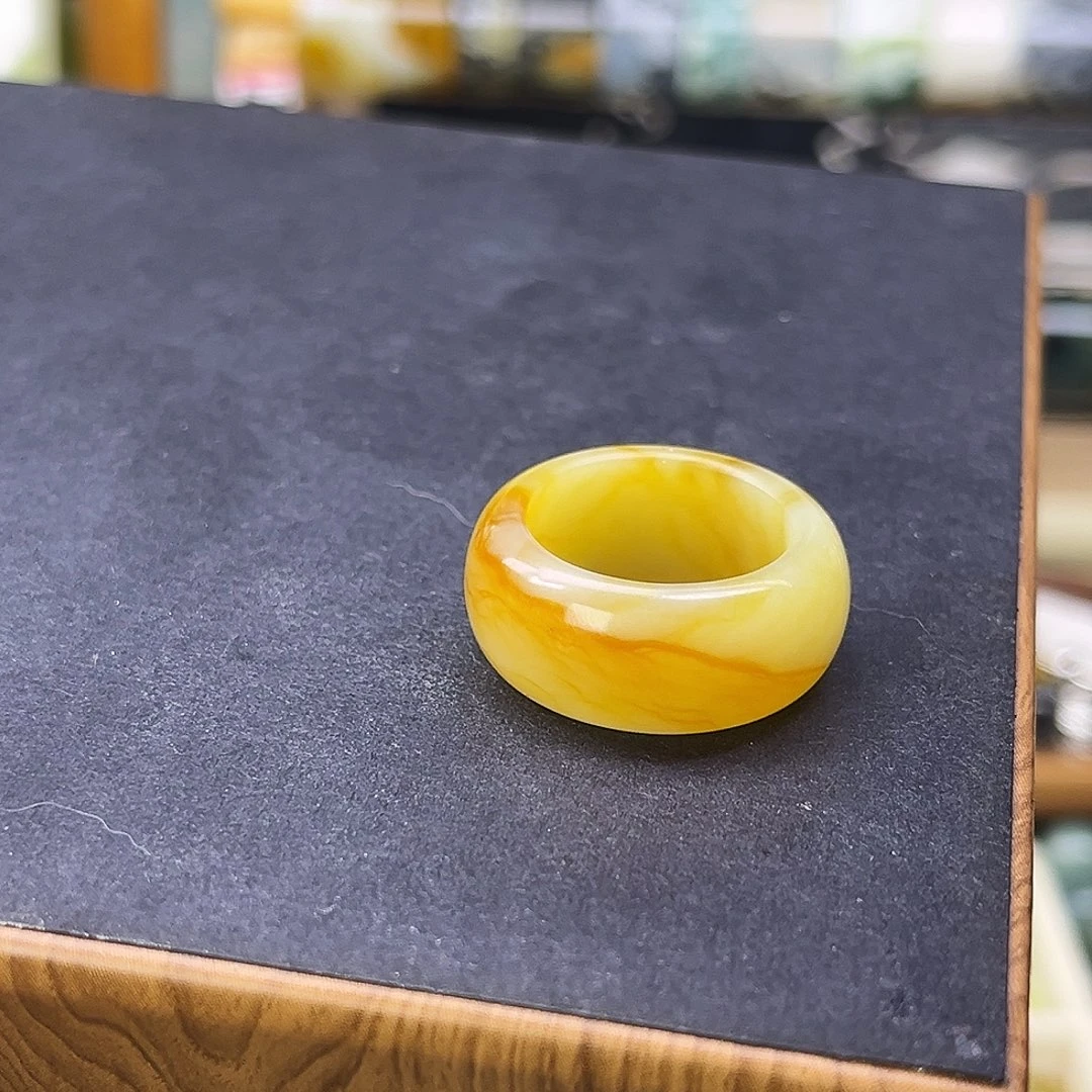 蛇纹石玉未镶嵌戒指17.43