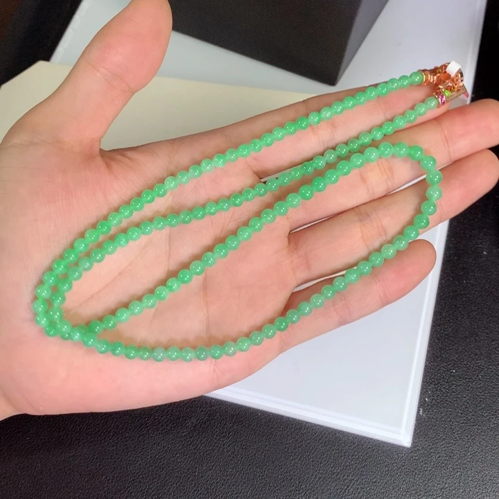 翡翠未镶嵌颈饰项链