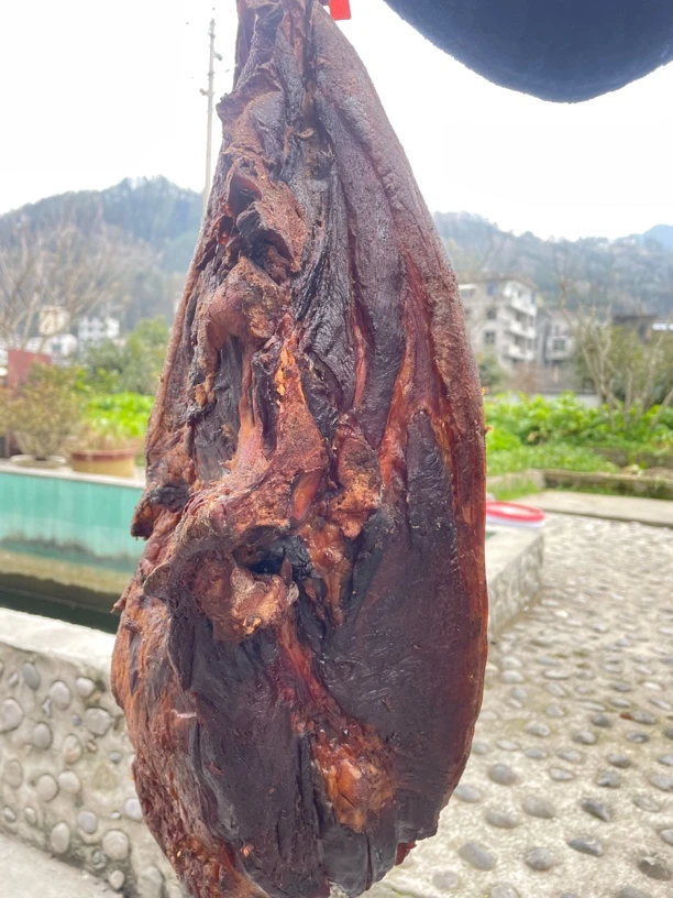 恩施烟熏腊坐墩传统工艺农家美味（一称一拍）