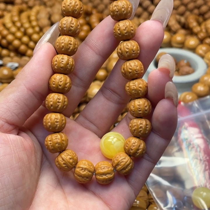 核桃全品肉筋小八棱手串