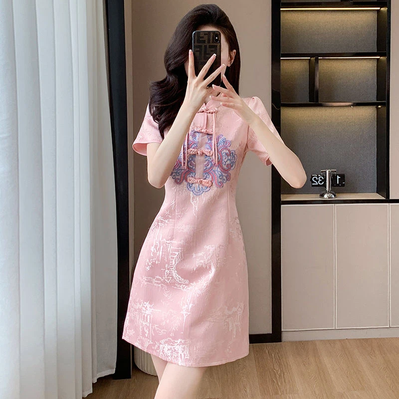 2025夏季新款潮少女甜美气质新中式风刺绣盘扣