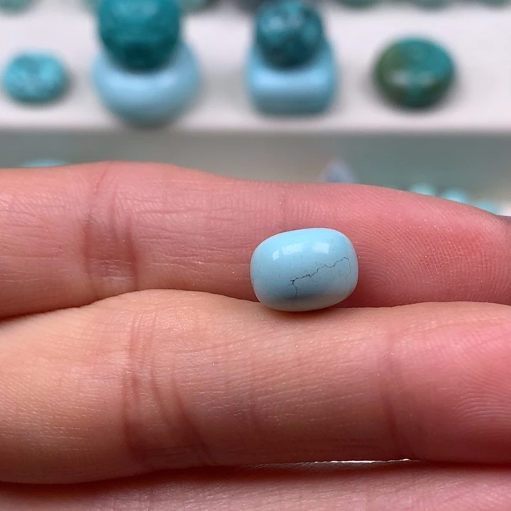 健***g绿松石未镶嵌珠宝奇石