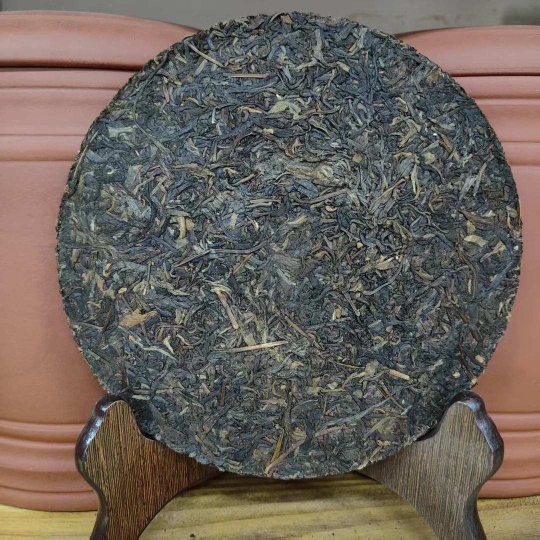 2004年布朗飞铁 357克±20克/饼 普洱茶 生茶