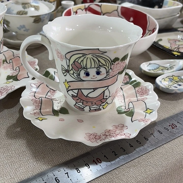 瓷片杯碟哈哈哈哈哈哈