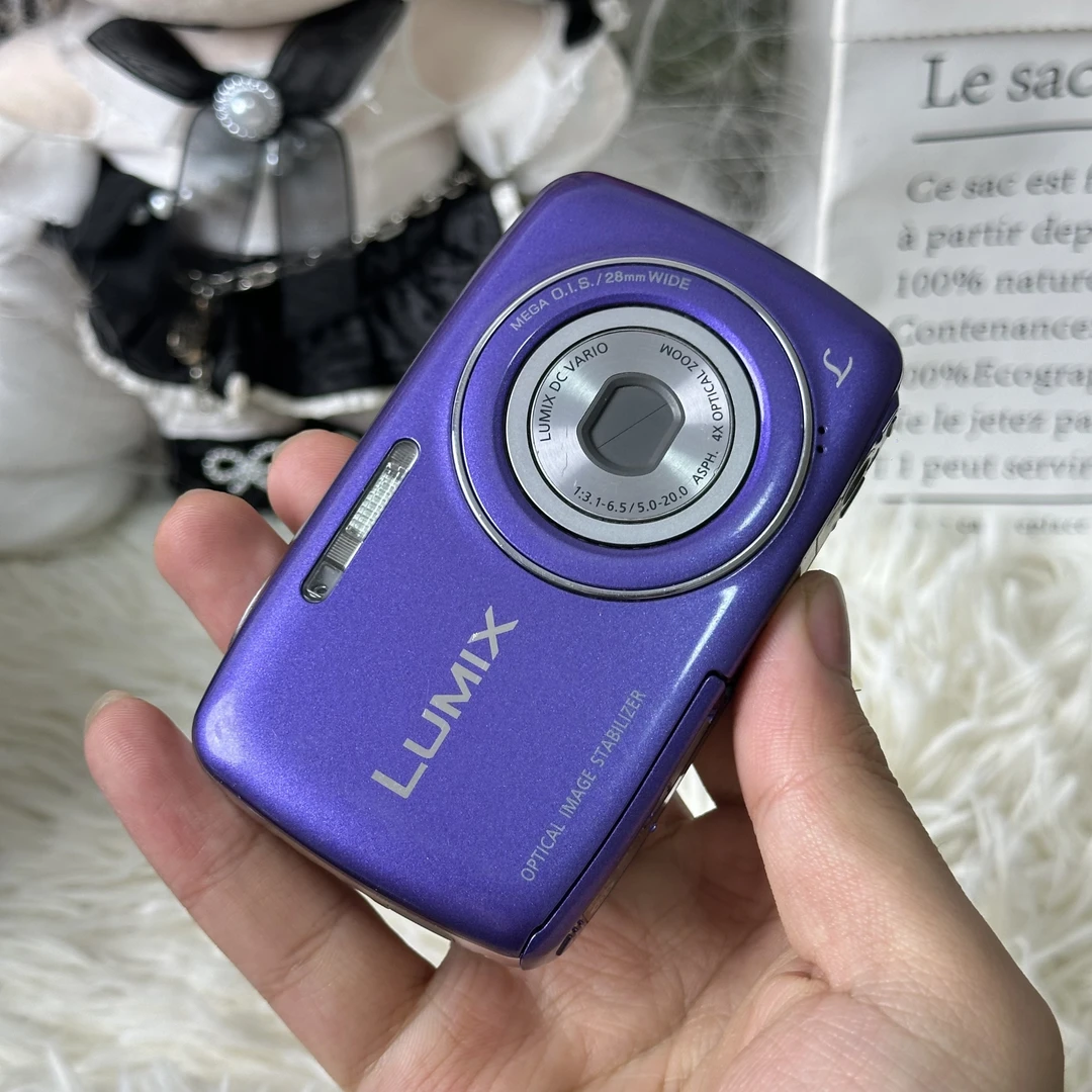 9新 Panasonic/松下 松下s3色彩感好冷白皮1200万像素屏幕小灰尘