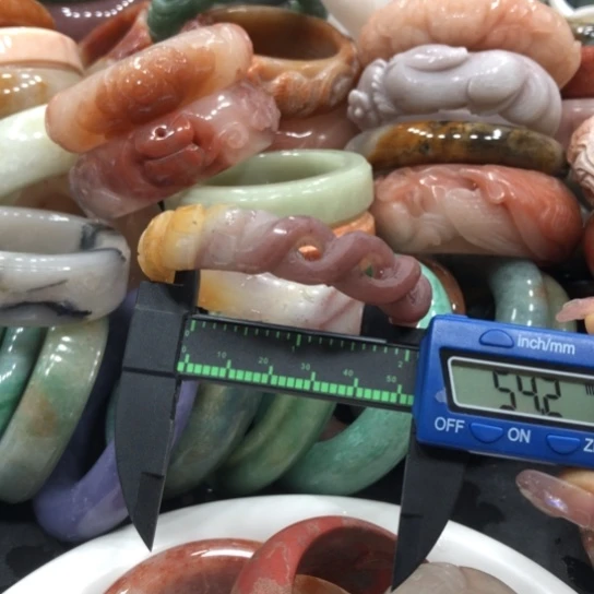 未镶嵌石英质玉珠宝半成品34