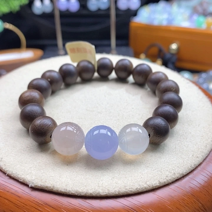 翡翠未镶嵌吊坠(不含链)翡翠雕刻珠