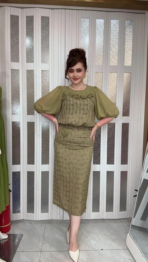 2025年新款两件套大气修身包邮9809