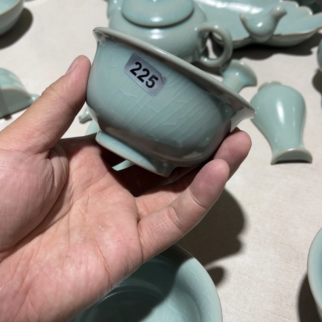 【闪购商品】噜***啦压手微瑕