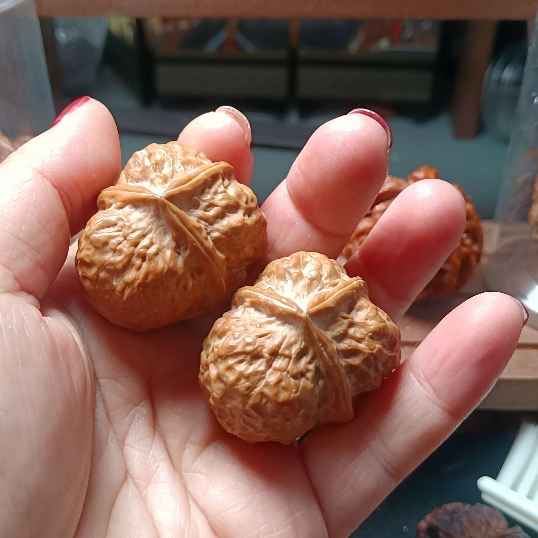 文玩核桃把件做****哥6666666666666666