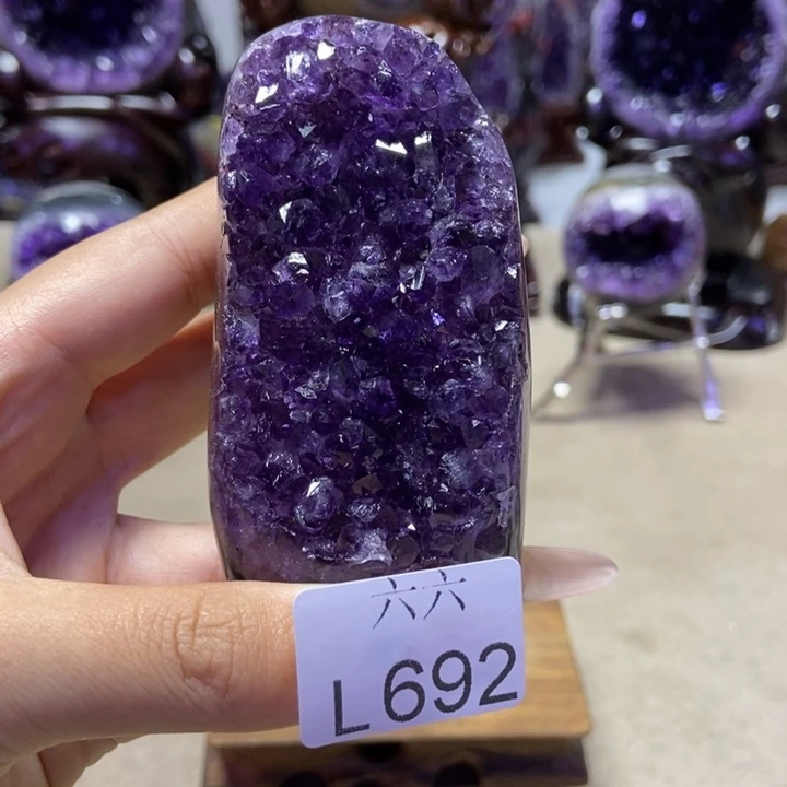 水晶未镶嵌大型摆件（非配饰）摆件