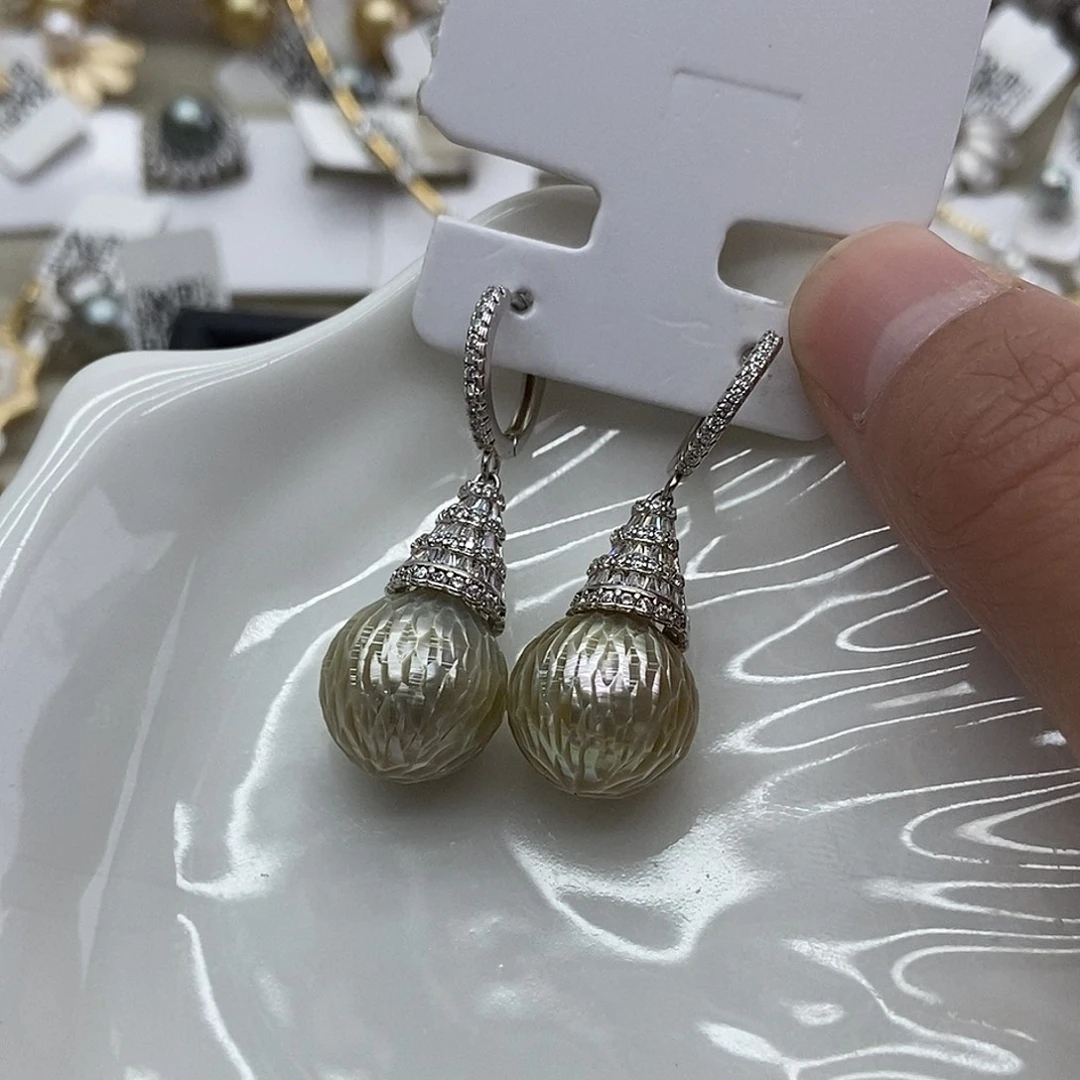耳饰银S925镶嵌海水珍珠