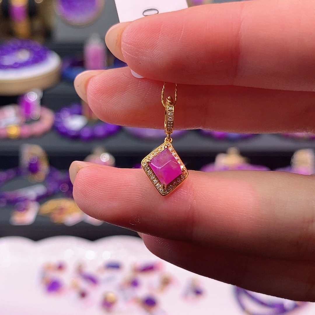 苏纪石（舒俱来）18K金镶嵌吊坠(不含链)