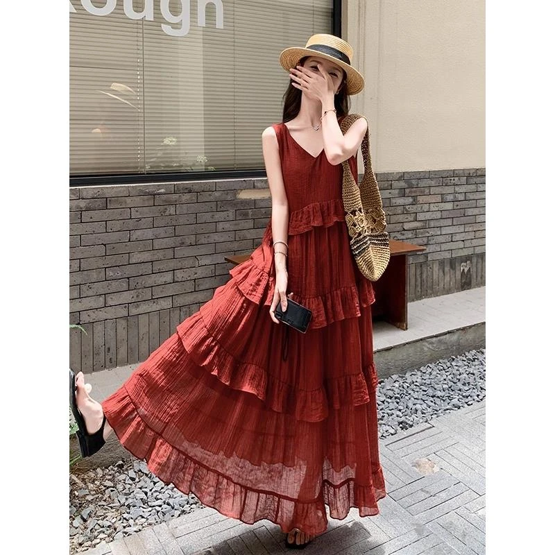 红色v领无袖背心连衣裙女夏今年流行漂亮法式茶歇度假风蛋糕裙子