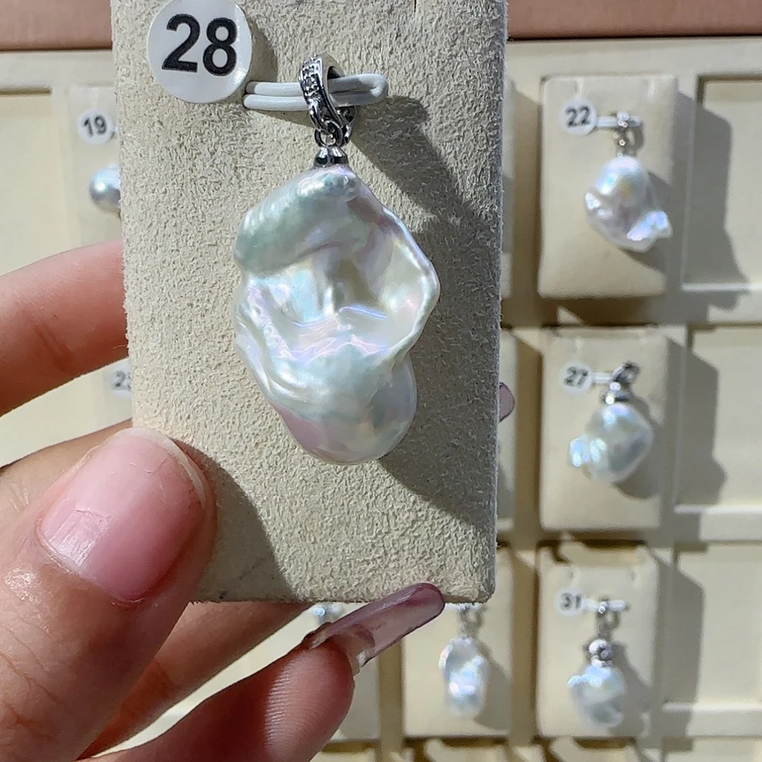 淡水珍珠合金颈饰