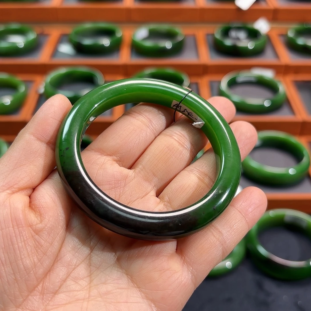 和田玉未镶嵌手镯碧玉聚红皮辣菠菜