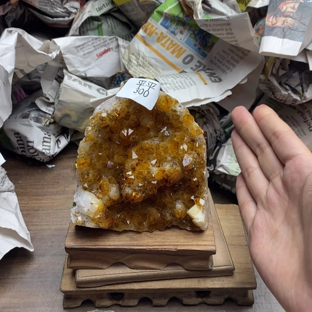 长***娃未镶嵌大型摆件（非配饰）紫晶