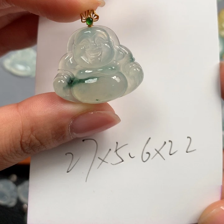 翡翠18K金镶嵌颈饰佛公