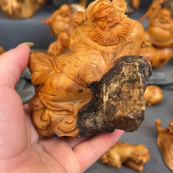 柏木（崖柏）点点，关注