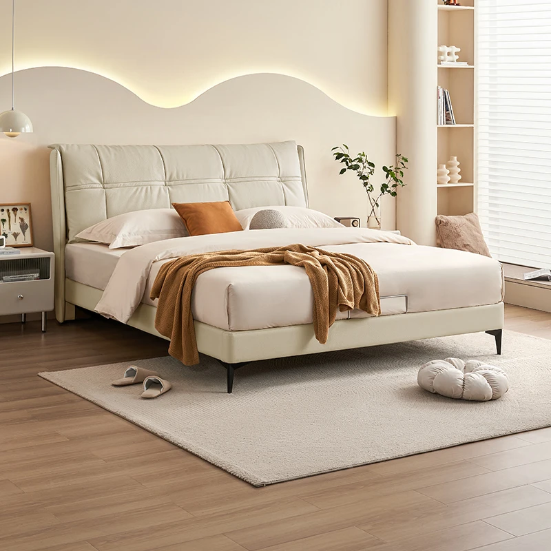 顾家家居KUKAHOME头层牛皮高脚双人赛羽绒填充皮床DS8137B