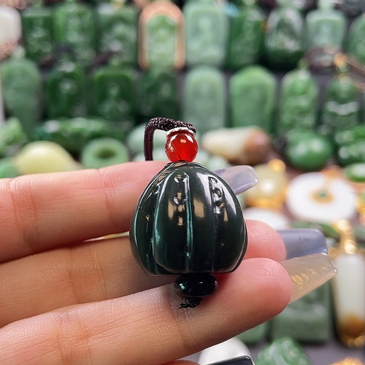 清***静和田玉未镶嵌挂件