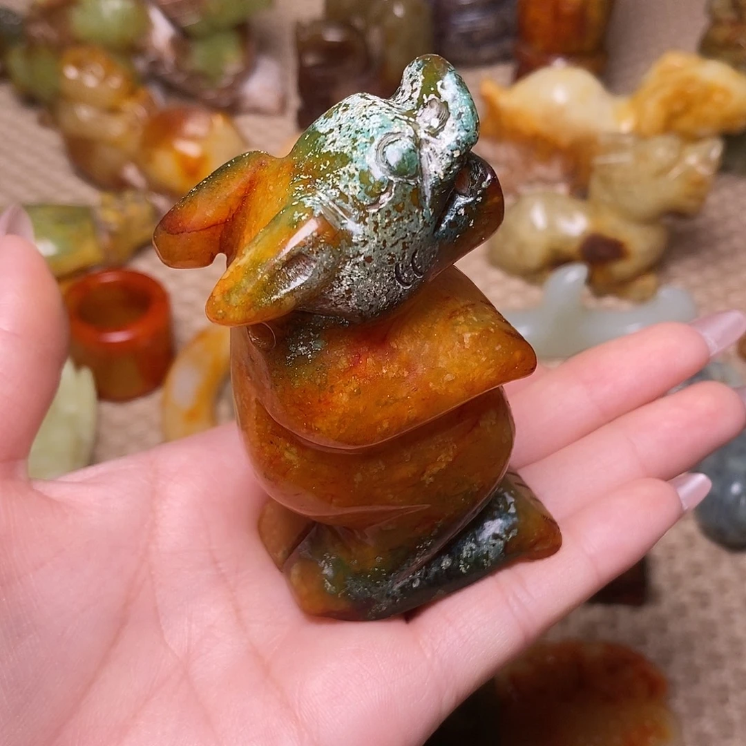 未镶嵌蛇纹石玉颈饰