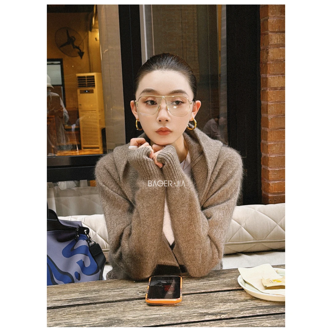 43-宝儿家含幂BV111025410冬季牦牛绒抗冻保暖亲肤舒适大V领上衣