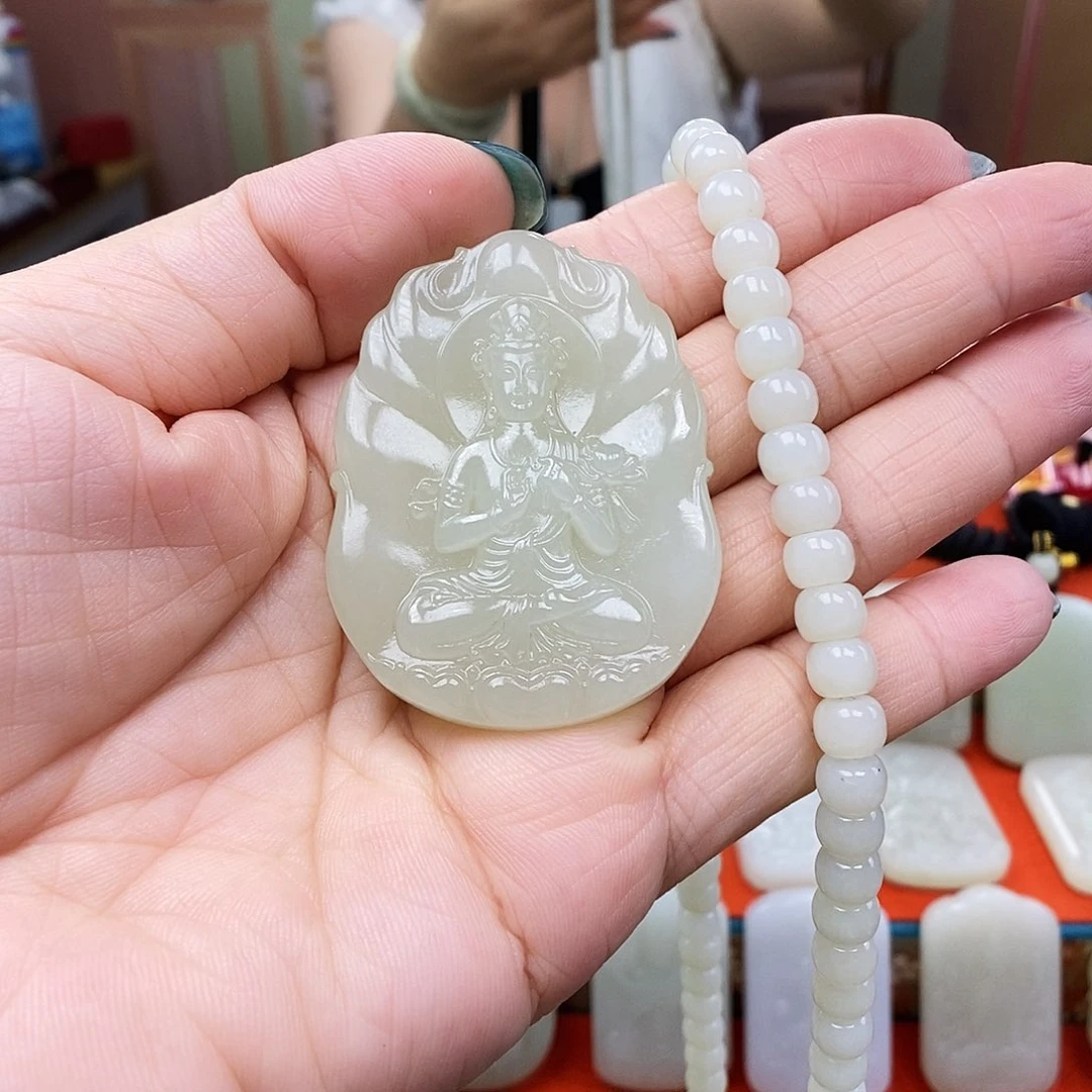 颈饰未镶嵌和田玉王****