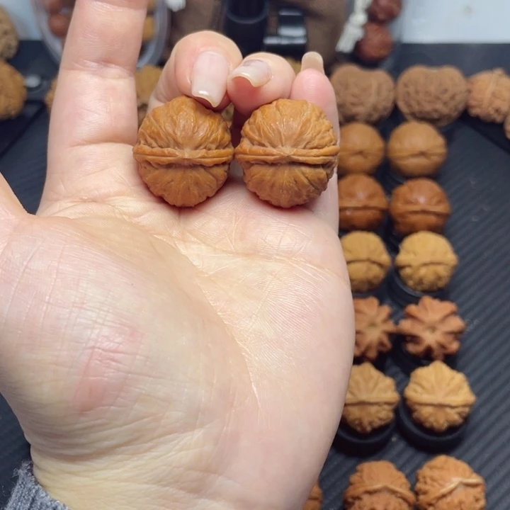 把件文玩核桃小铃铛