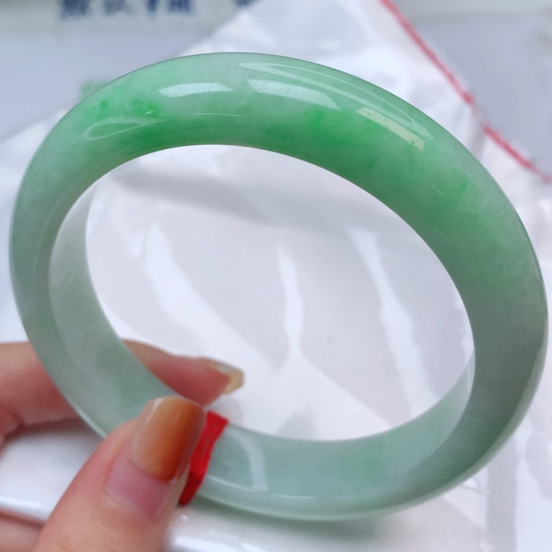 未镶嵌手镯翡翠翡翠手镯