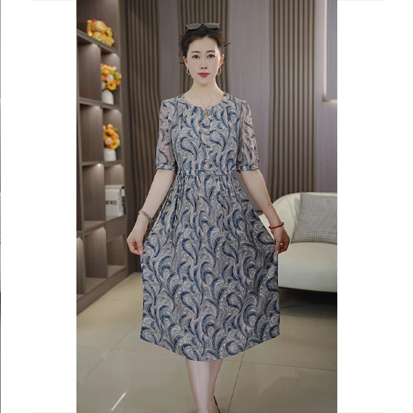 蓝欣-8166夏季洋气时尚优雅妈妈装气质休闲百搭减龄显瘦连衣裙