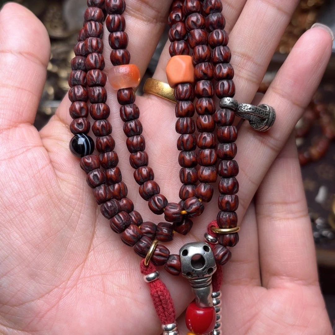 铜星月菩提吊坠项链