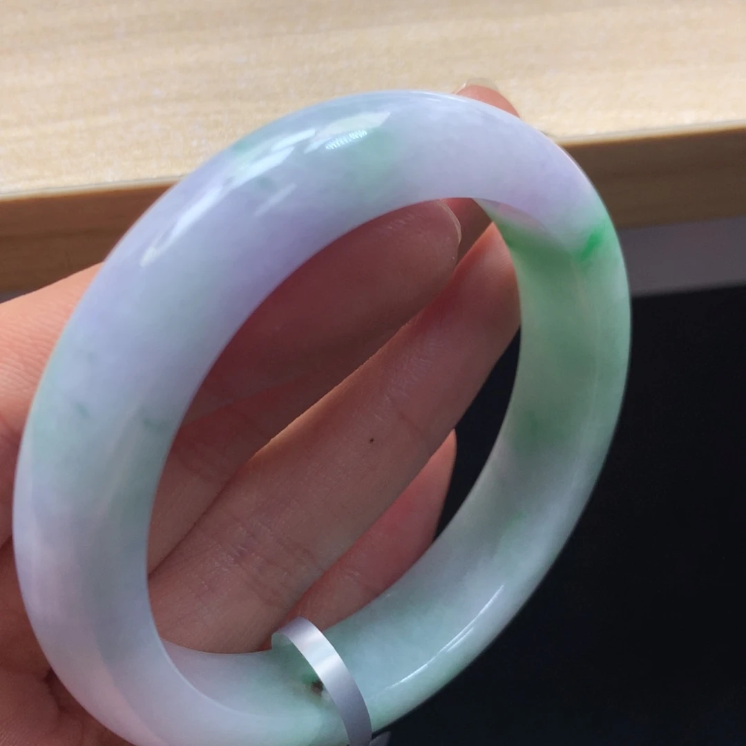 未镶嵌手镯翡翠手镯