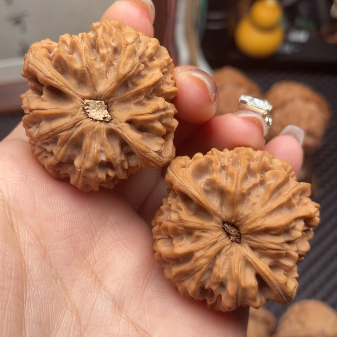 文玩核桃把件I***n龙门涧