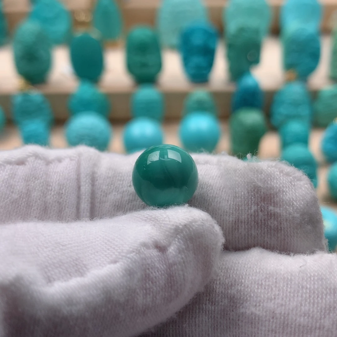 绿松石配饰未镶嵌