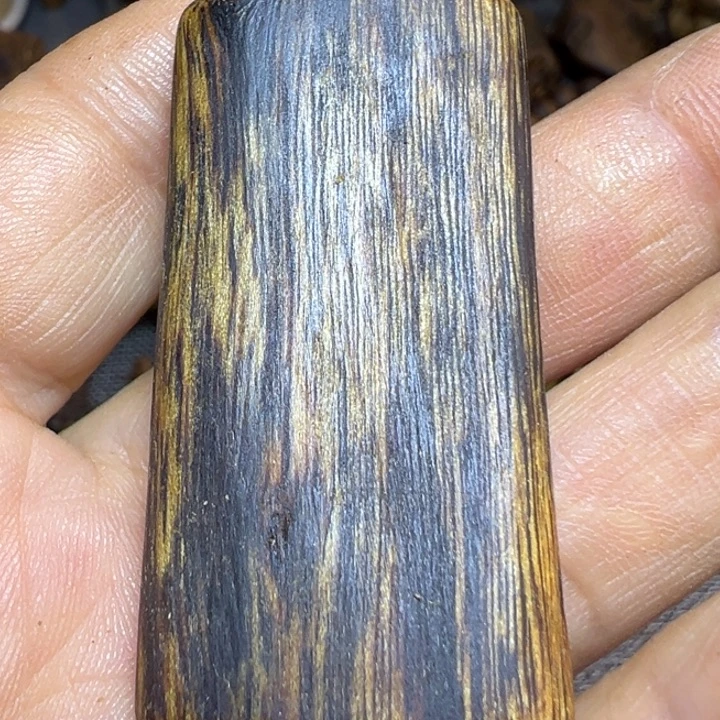 沉香碎屑沉香高品质金沙叶素牌6.5克