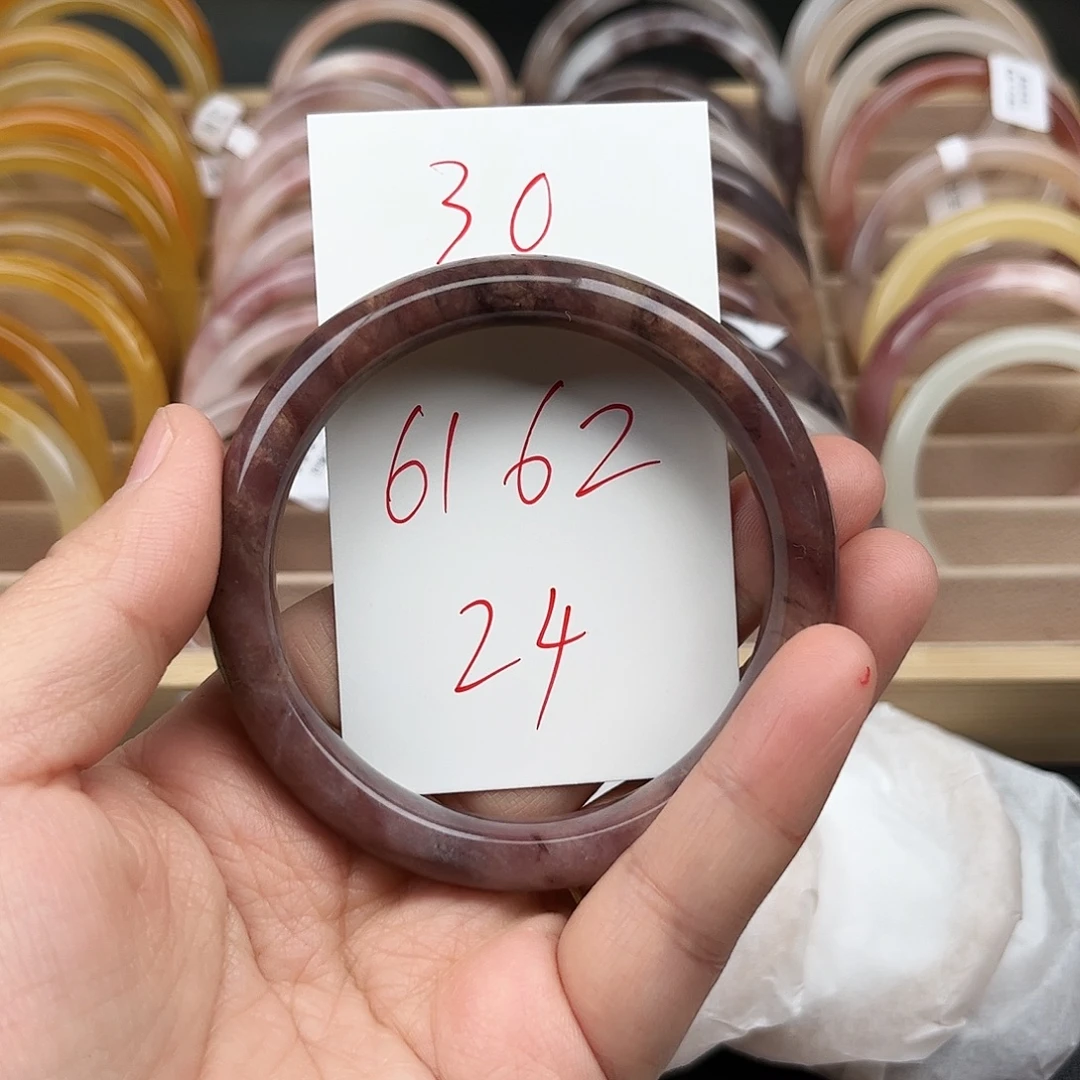 石英质玉未镶嵌手镯30