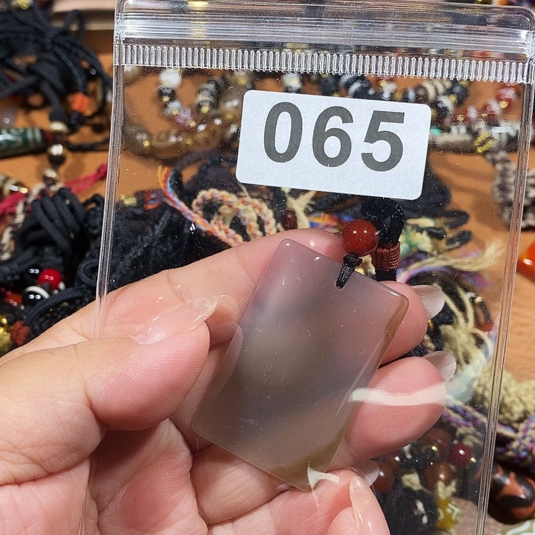 未镶嵌颈饰玛瑙/玉髓