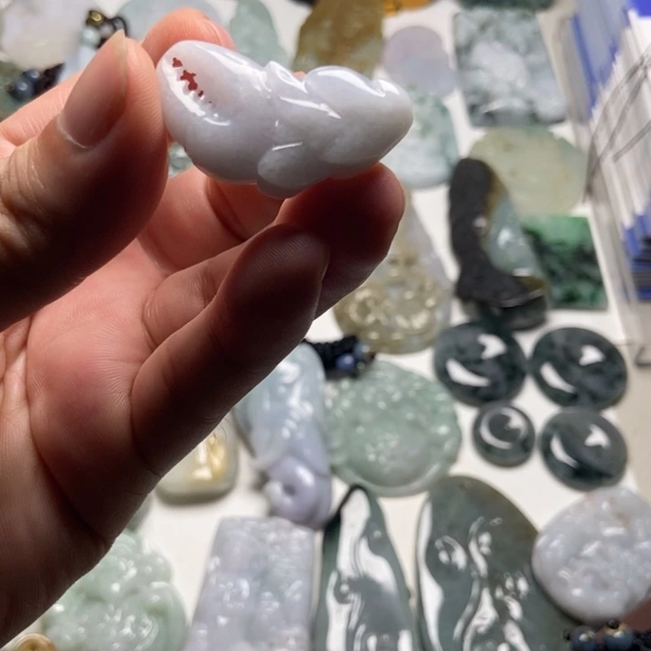 颈饰未镶嵌翡翠蟹钳86