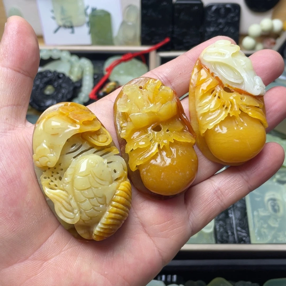 蛇纹石玉未镶嵌颈饰任选一个