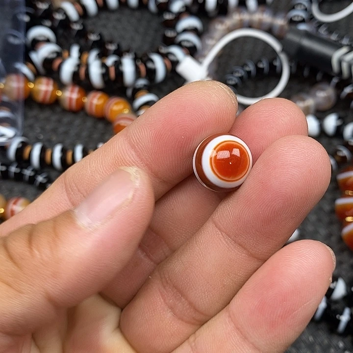 小***r玛瑙/玉髓手链未镶嵌