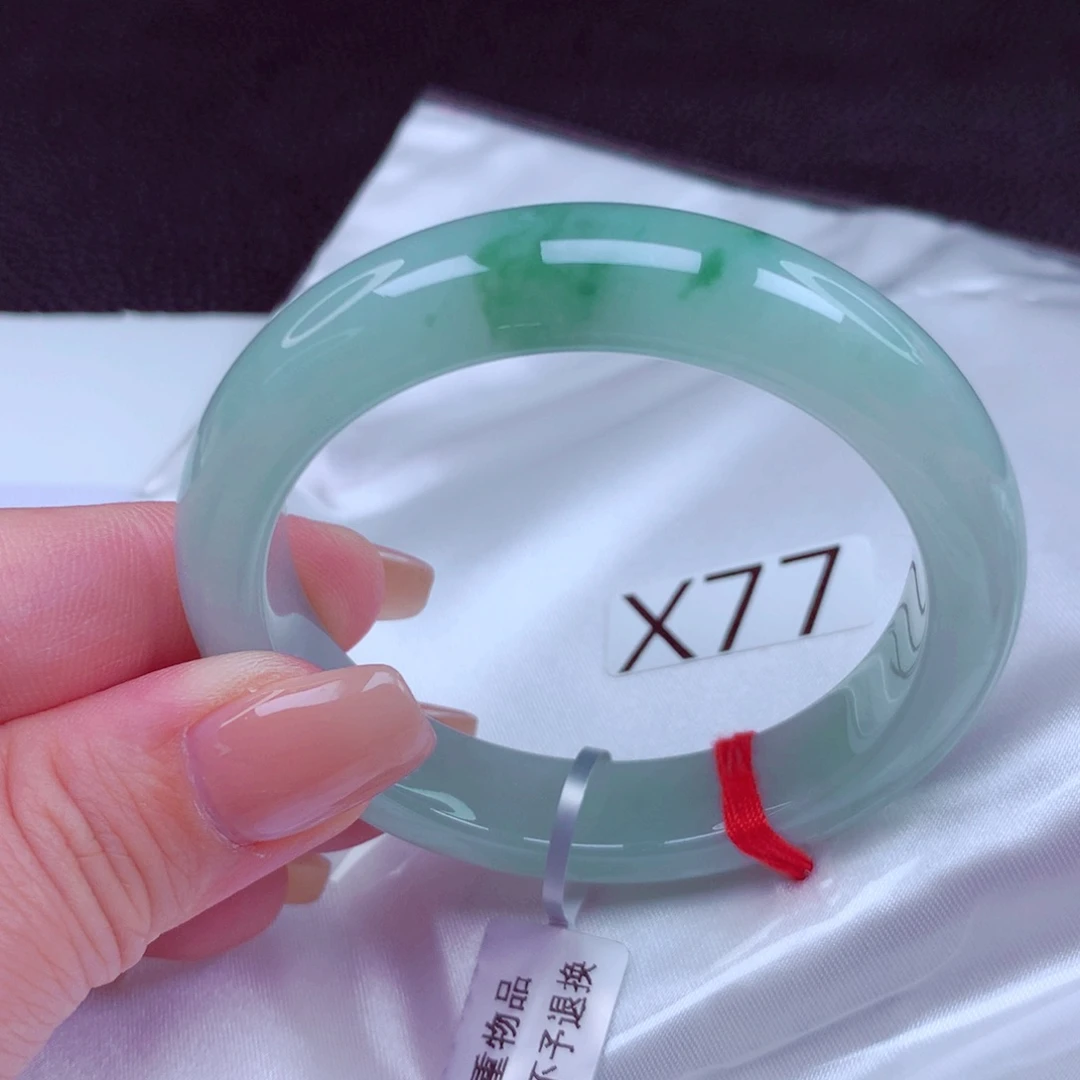 翡翠未镶嵌手镯手镯