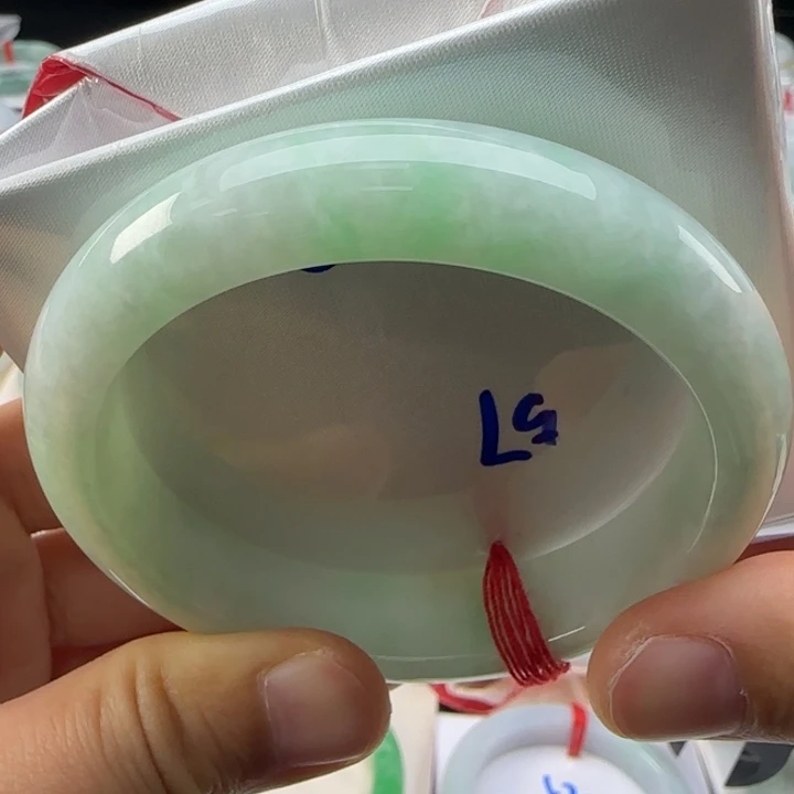 未镶嵌手镯翡翠翡翠手镯