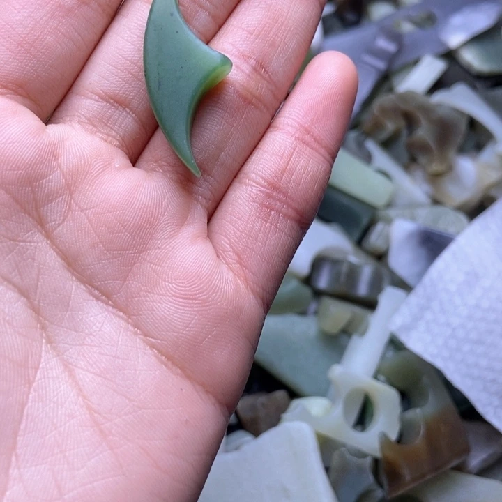 和田玉珠宝半成品未镶嵌木***土