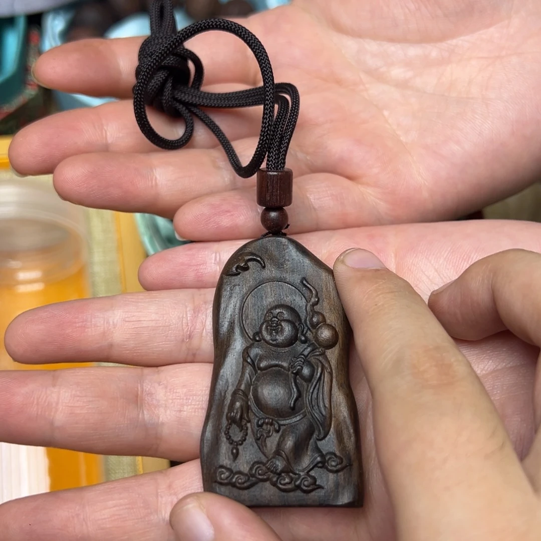 大叶紫檀（黑酸枝木类）