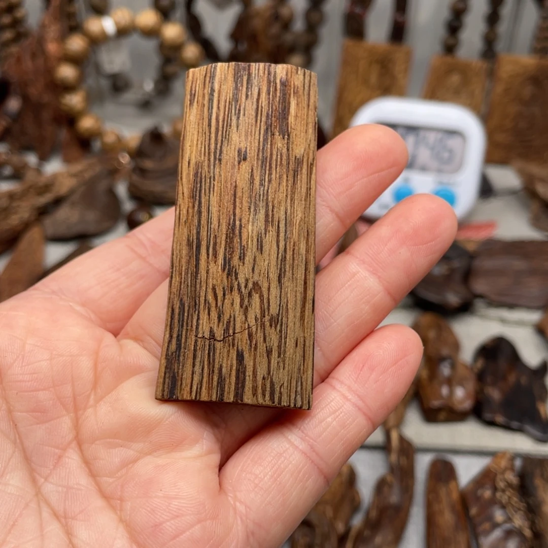 沉香沉香碎屑柬埔寨菩萨棋九分5+